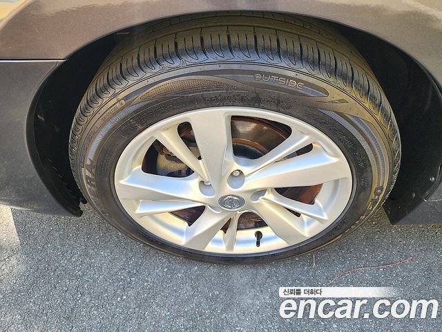 Nissan Altima 2013 — photo 19