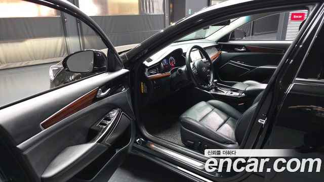 Kia K7 2016 — photo 13