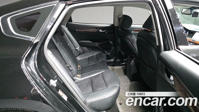 Kia K7 2016 — photo 18