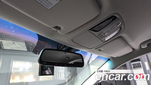 Kia K7 2016 — photo 23