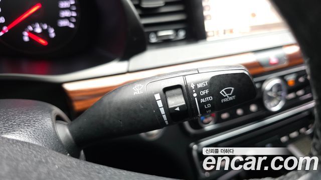 Kia K7 2016 — photo 24