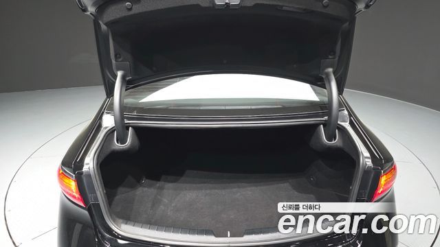 Kia K7 2016 — photo 26