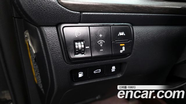 Kia K7 2020 — photo 16