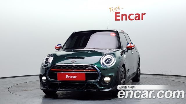 Mini Cooper 2019 — photo 3