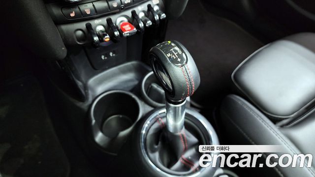 Mini Cooper 2019 — photo 12