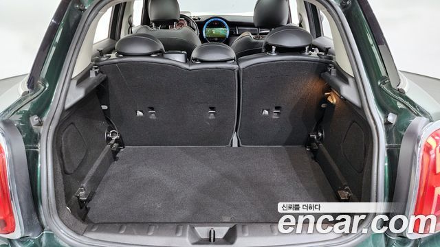 Mini Cooper 2019 — photo 26