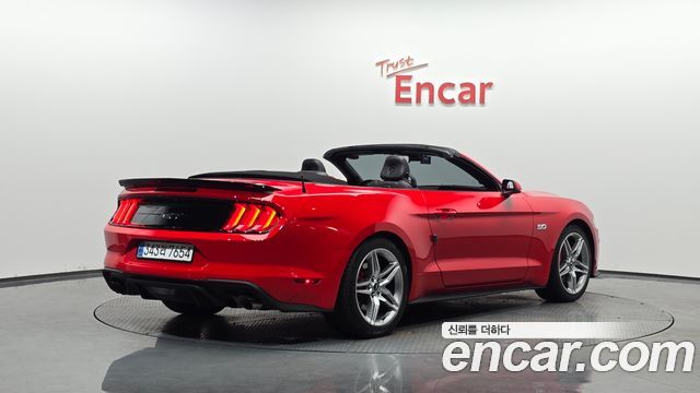 Ford Mustang 2019 — photo 2