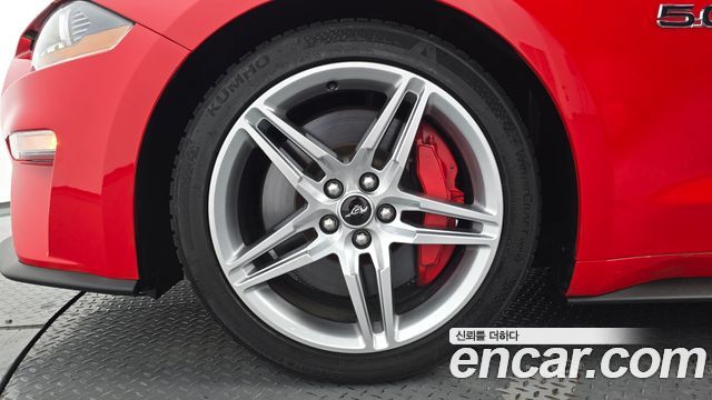 Ford Mustang 2019 — photo 5