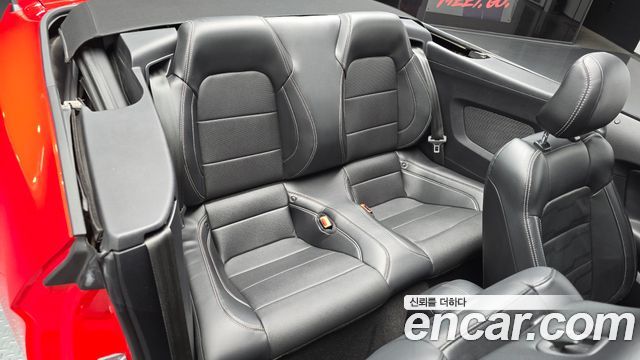 Ford Mustang 2019 — photo 12