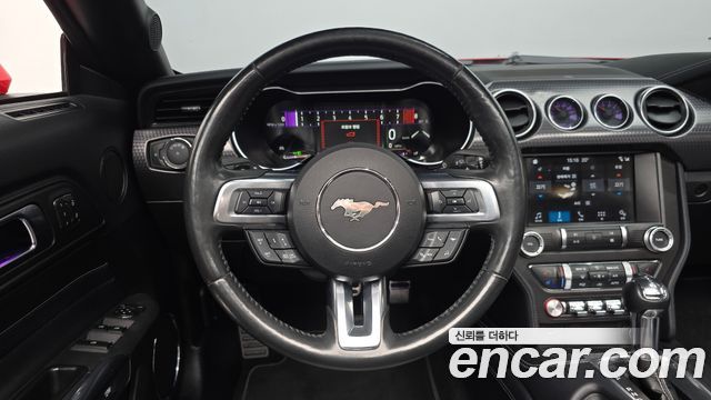 Ford Mustang 2019 — photo 13