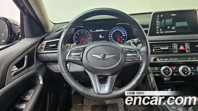 Genesis G70 2019 — photo 13