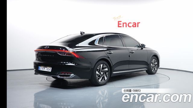 Hyundai Grandeur 2022 — photo 2