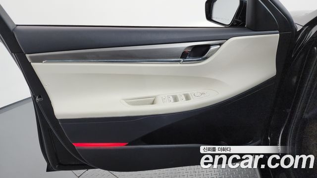 Hyundai Grandeur 2022 — photo 14