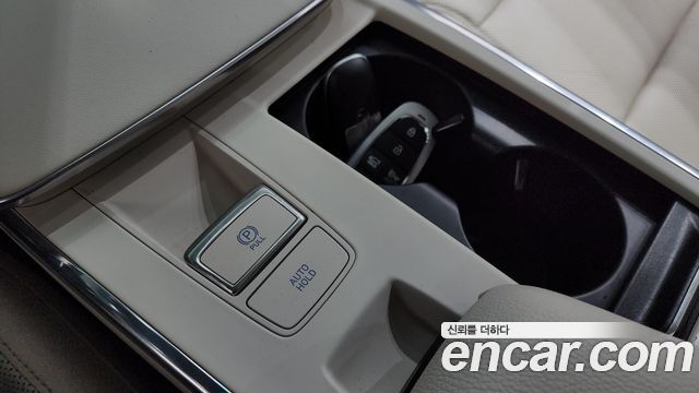 Hyundai Grandeur 2022 — photo 36
