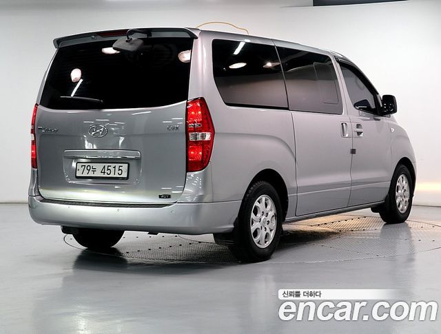 Hyundai Starex 2014 — photo 3