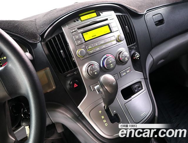 Hyundai Starex 2014 — photo 10