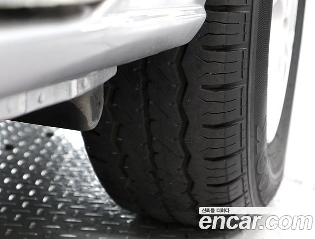 Hyundai Starex 2014 — photo 18