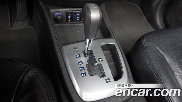 Hyundai Santafe 2011 — photo 9