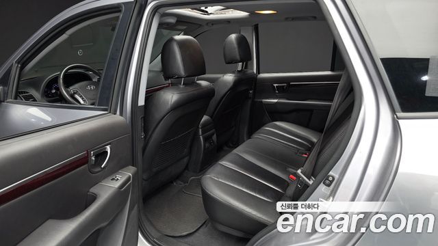 Hyundai Santafe 2011 — photo 12