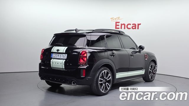 Mini Countryman 2021 — photo 2