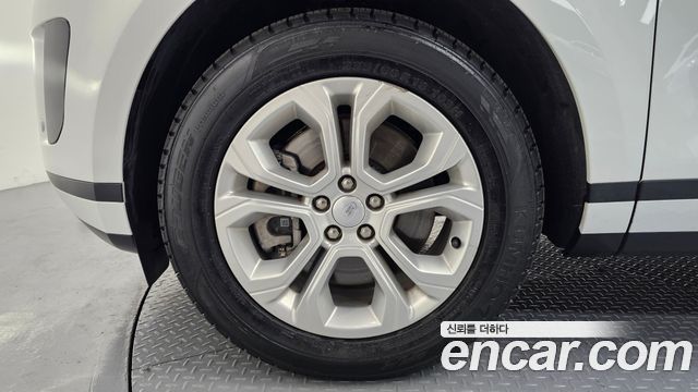Land Rover Range Rover Evoque 2022 — photo 5