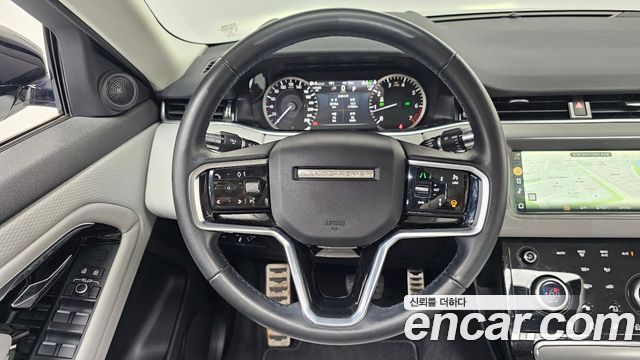 Land Rover Range Rover Evoque 2022 — photo 19