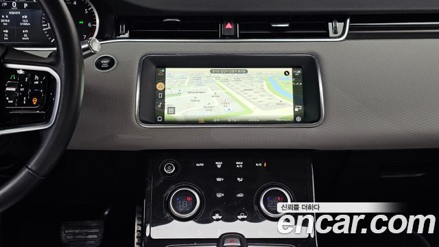 Land Rover Range Rover Evoque 2022 — photo 25