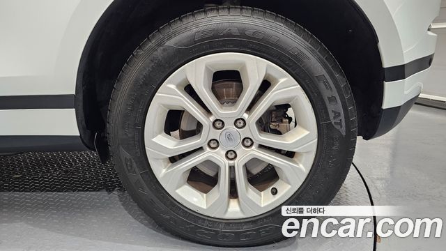 Land Rover Range Rover Evoque 2022 — photo 7