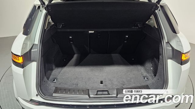 Land Rover Range Rover Evoque 2022 — photo 30