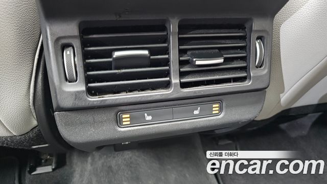 Land Rover Range Rover Evoque 2022 — photo 31