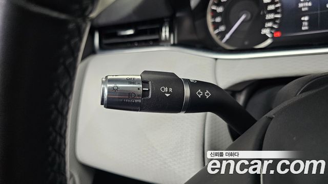 Land Rover Range Rover Evoque 2022 — photo 33