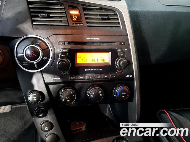 KG Mobility KORANDO 2014 — photo 14