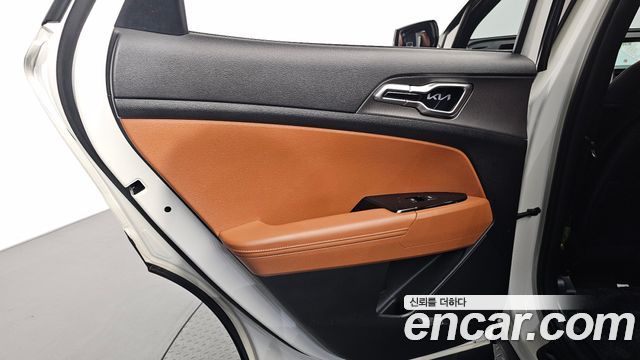 Kia Sportage 2022 — photo 15