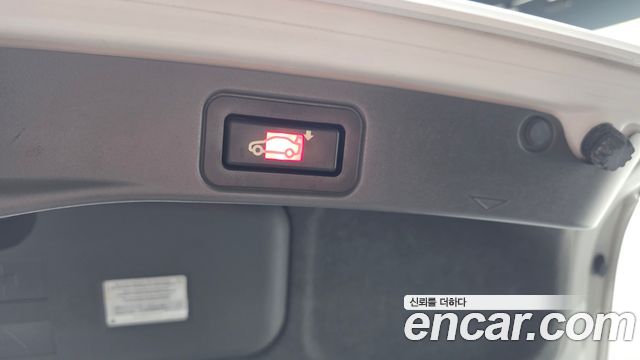 BMW 7-Series 2004 — photo 20