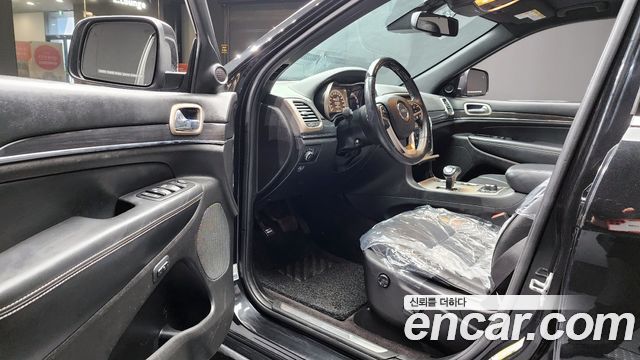 Jeep Cherokee 2015 — photo 10