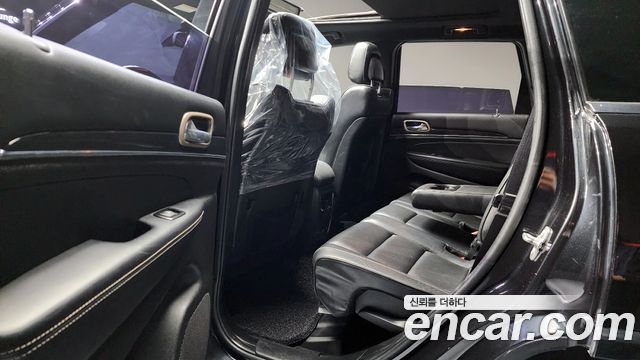 Jeep Cherokee 2015 — photo 12
