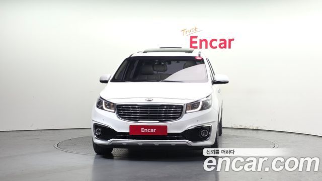 Kia Canival 2016 — photo 3