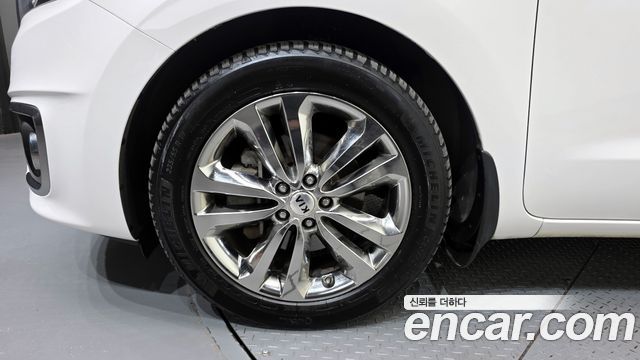 Kia Canival 2016 — photo 5