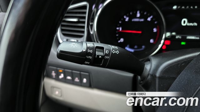 Kia Canival 2016 — photo 21
