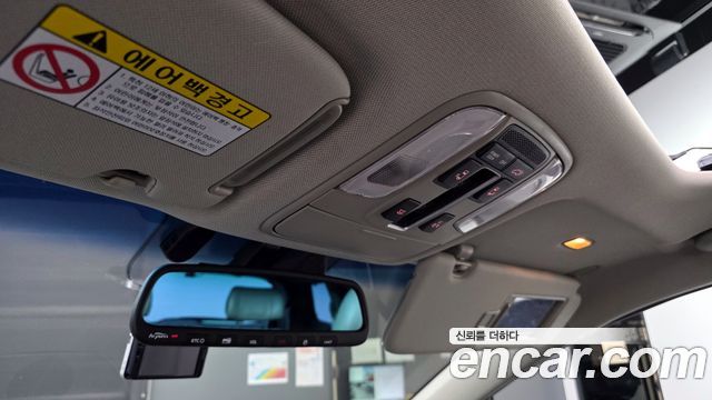 Kia Canival 2016 — photo 27