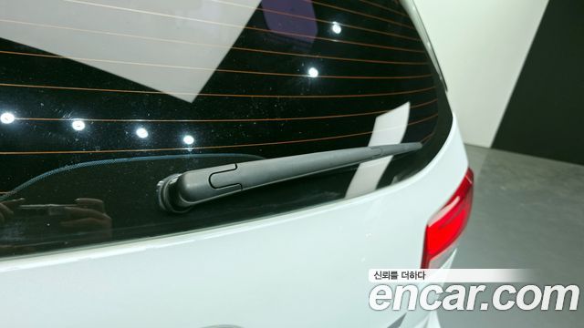 Kia Canival 2016 — photo 30