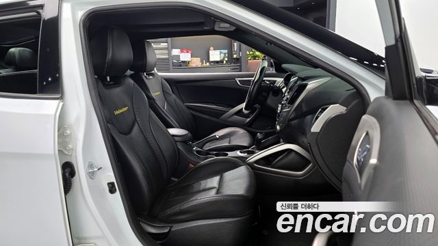Hyundai Veloster 2015 — photo 11