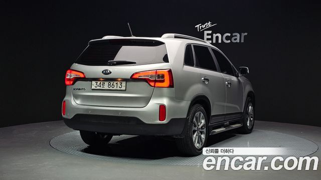 Kia Sorento 2013 — photo 2