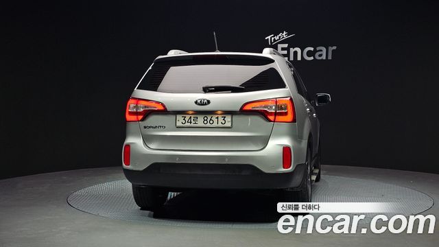 Kia Sorento 2013 — photo 4