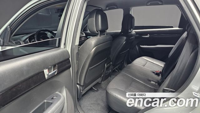 Kia Sorento 2013 — photo 17