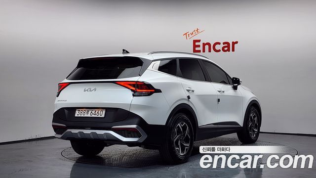 Kia Sportage 2022 — photo 2