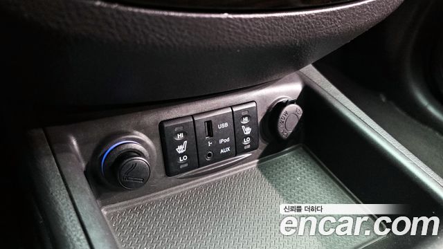 Hyundai Santafe 2010 — photo 16