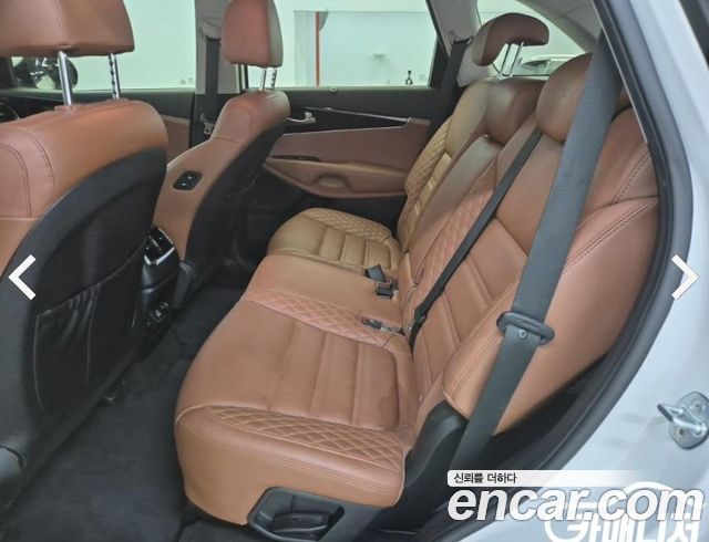 Kia Sorento 2018 — photo 11