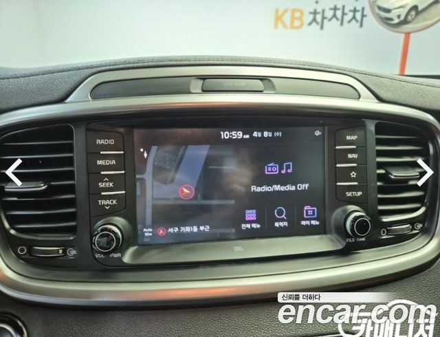 Kia Sorento 2018 — photo 12