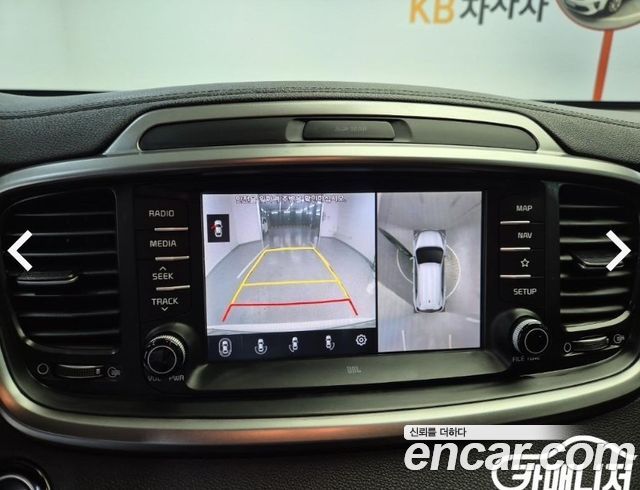 Kia Sorento 2018 — photo 13